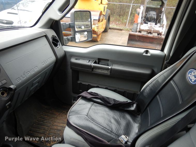 image for item GX9988 2011 Ford F250 Super Duty  Crew Cab pickup truck