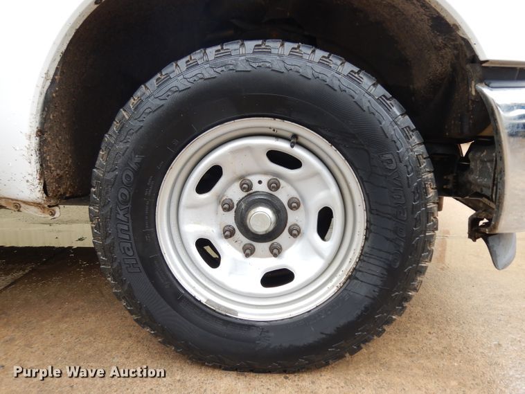 image for item GX9988 2011 Ford F250 Super Duty  Crew Cab pickup truck