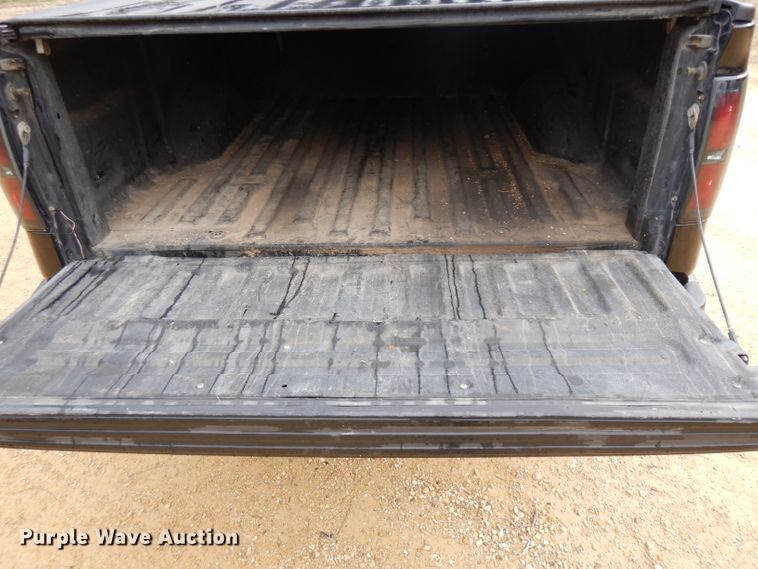 image for item GX9992 2013 Ford F150  SuperCrew pickup truck