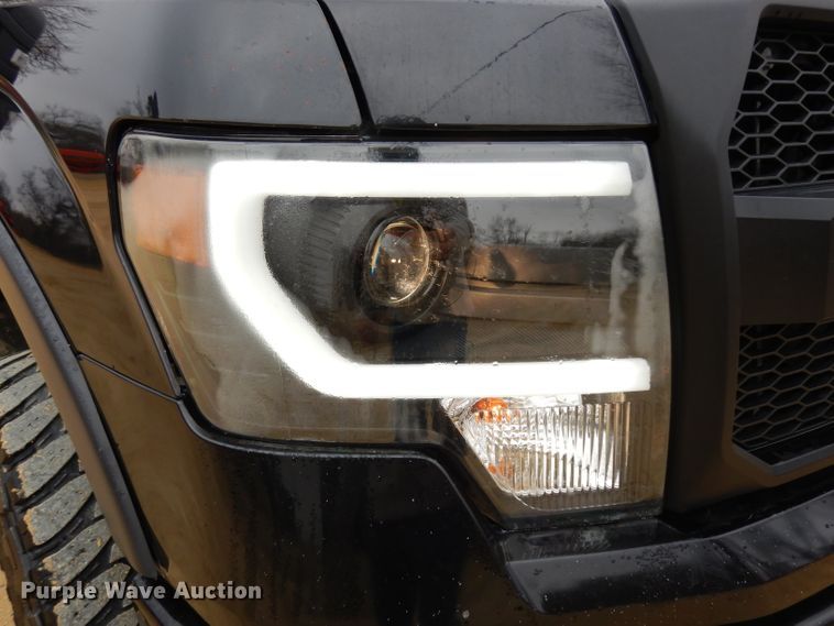 image for item GX9992 2013 Ford F150  SuperCrew pickup truck