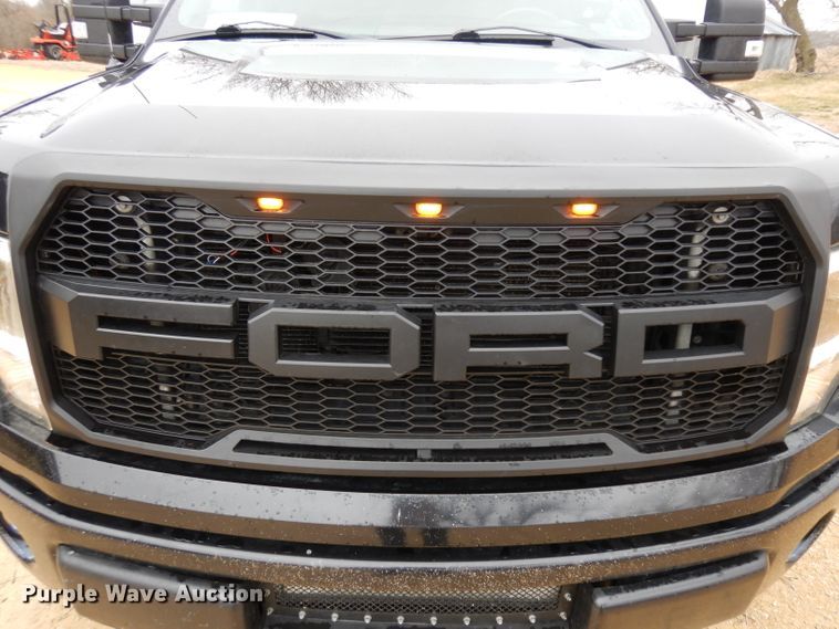 image for item GX9992 2013 Ford F150  SuperCrew pickup truck