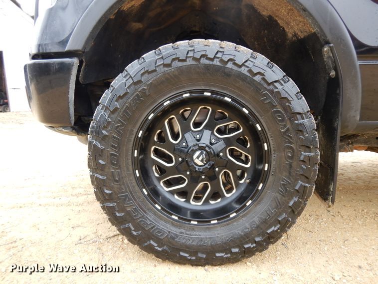 image for item GX9992 2013 Ford F150  SuperCrew pickup truck