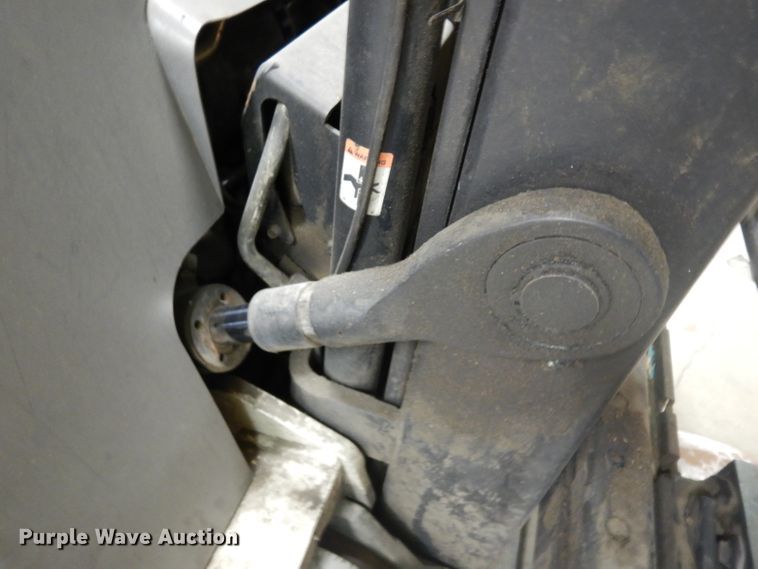 image for item GX9995 Crown RD5530C-30 forklift