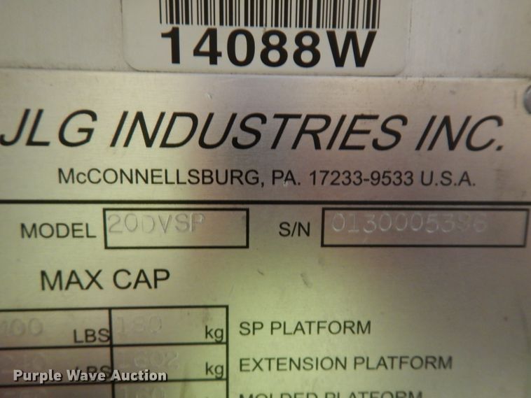 image for item GX9996 2003 JLG Axxessor 200VSP  vertical lift