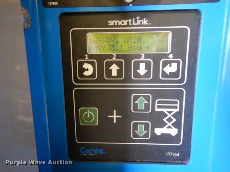 image for item GX9998 2014 Genie QS-20  vertical lift