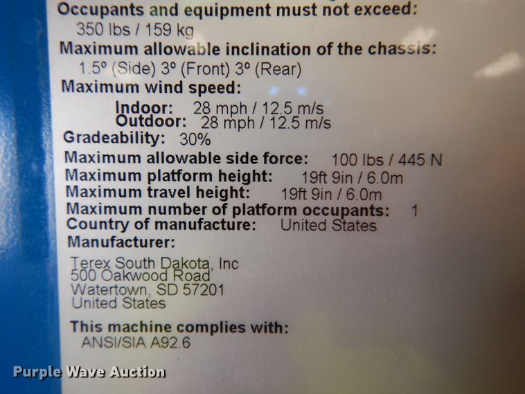 image for item GX9998 2014 Genie QS-20  vertical lift