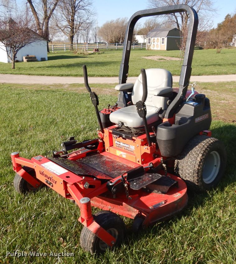 image for item GX9999 Gravely Promaster 260 ZTR lawn mower