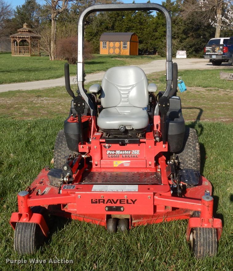image for item GX9999 Gravely Promaster 260 ZTR lawn mower