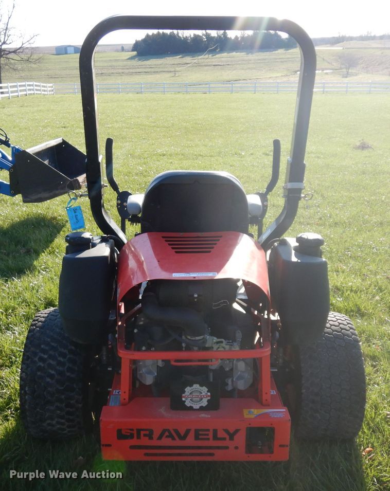 image for item GX9999 Gravely Promaster 260 ZTR lawn mower