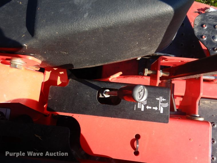 image for item GX9999 Gravely Promaster 260 ZTR lawn mower