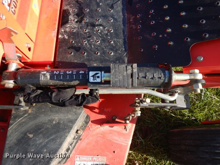 image for item GX9999 Gravely Promaster 260 ZTR lawn mower