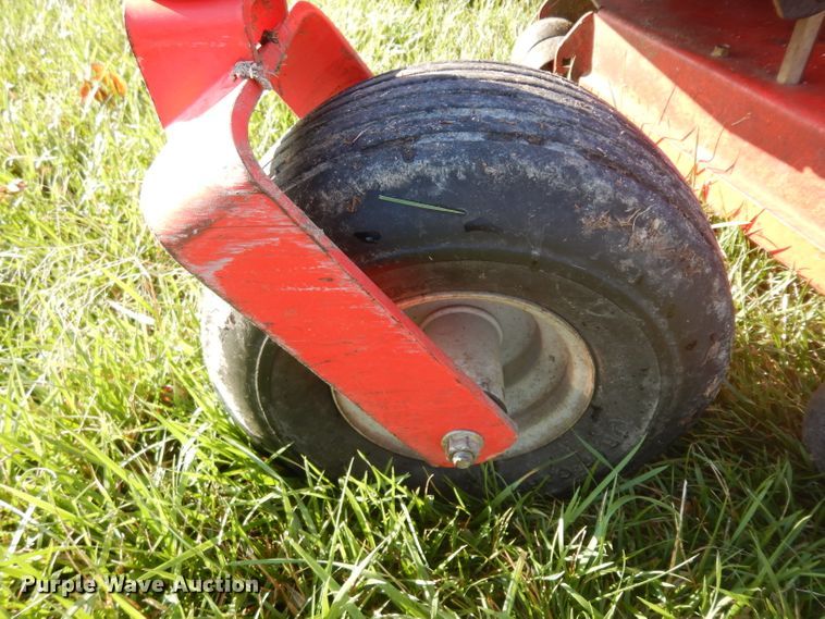 image for item GX9999 Gravely Promaster 260 ZTR lawn mower