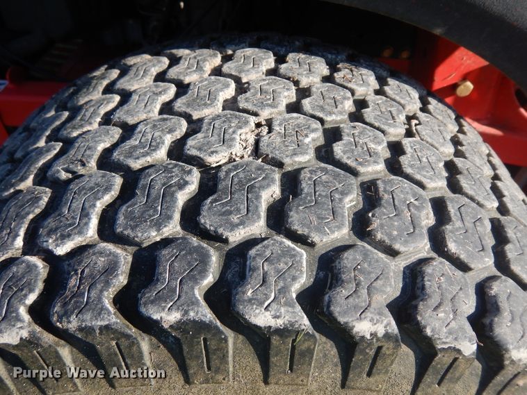 image for item GX9999 Gravely Promaster 260 ZTR lawn mower