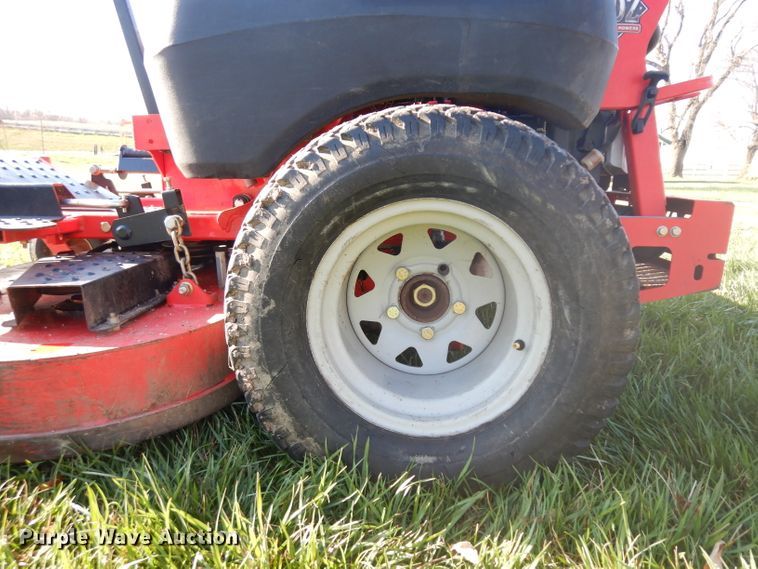 image for item GX9999 Gravely Promaster 260 ZTR lawn mower