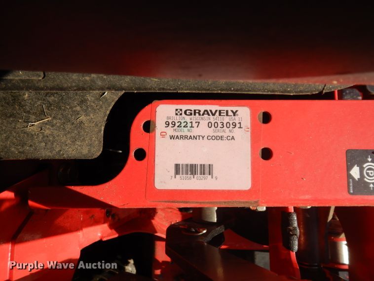 image for item GX9999 Gravely Promaster 260 ZTR lawn mower