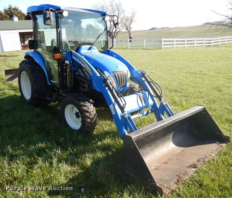 image for item GY9000 2008 New Holland T2320 MFWD tractor