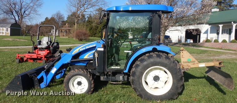 image for item GY9000 2008 New Holland T2320 MFWD tractor