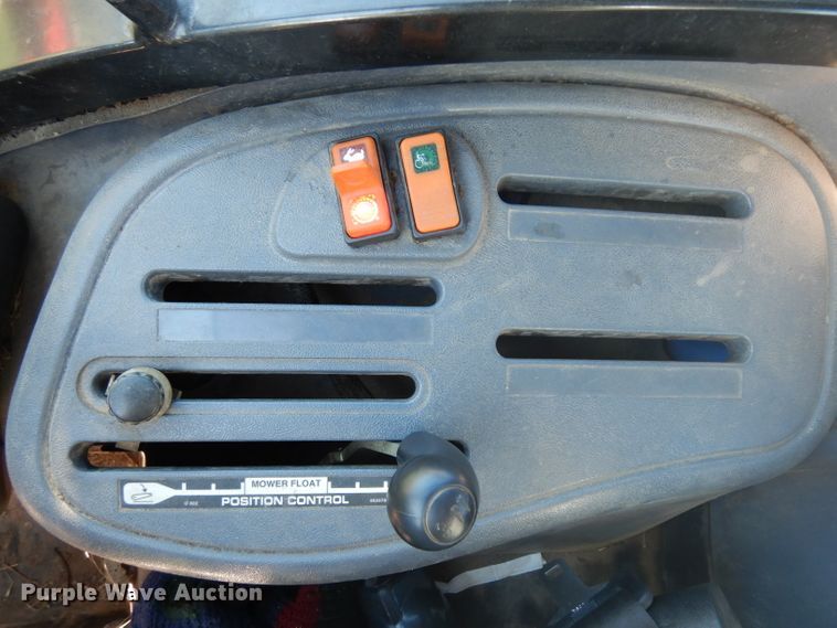 image for item GY9000 2008 New Holland T2320 MFWD tractor