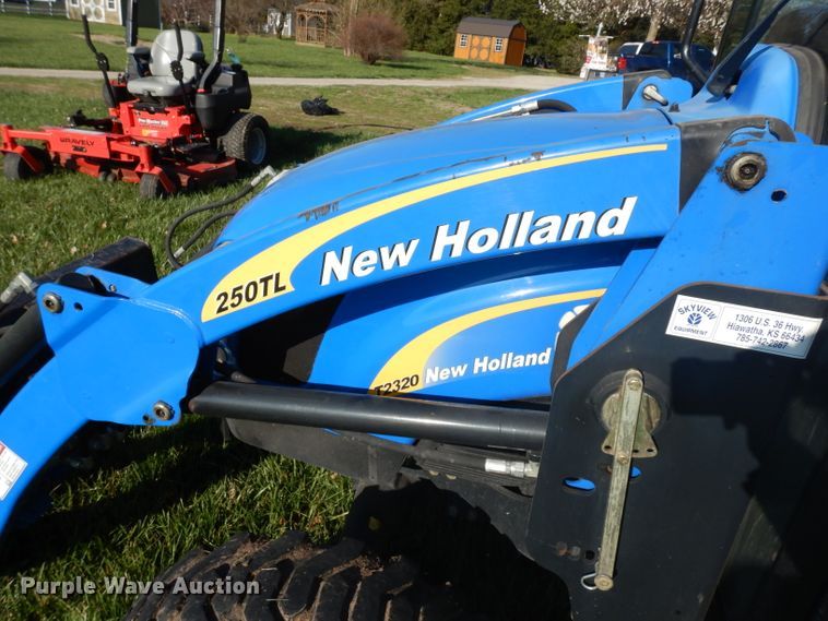image for item GY9000 2008 New Holland T2320 MFWD tractor