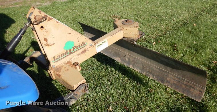 image for item GY9000 2008 New Holland T2320 MFWD tractor