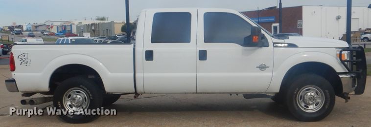 image for item GY9764 2012 Ford F250 Super Duty  Crew Cab pickup truck