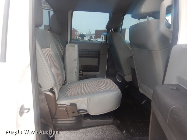 image for item GY9764 2012 Ford F250 Super Duty  Crew Cab pickup truck