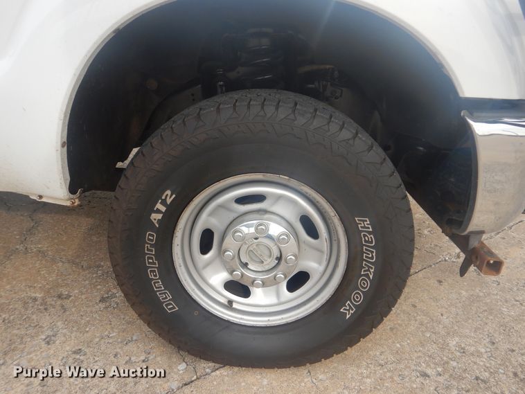 image for item GY9764 2012 Ford F250 Super Duty  Crew Cab pickup truck