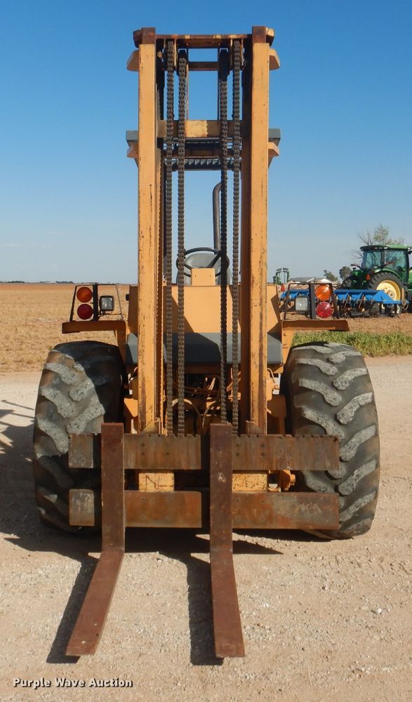 image for item HC9002 1997 Case 586E forklift