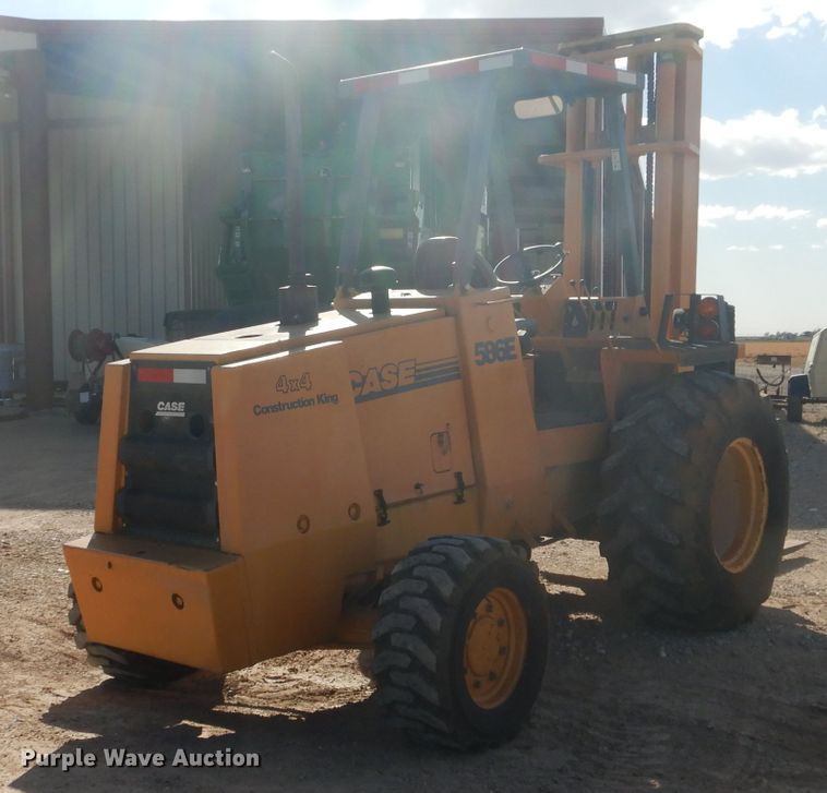 image for item HC9002 1997 Case 586E forklift