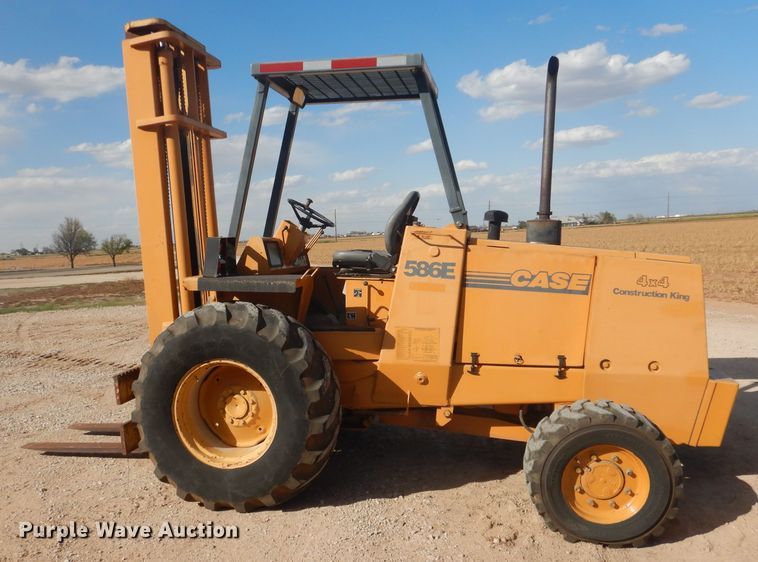 image for item HC9002 1997 Case 586E forklift