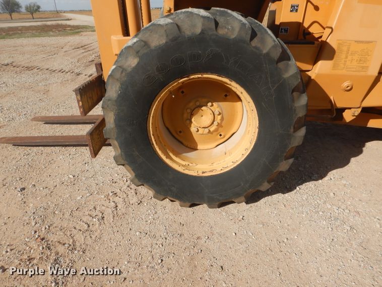 image for item HC9002 1997 Case 586E forklift