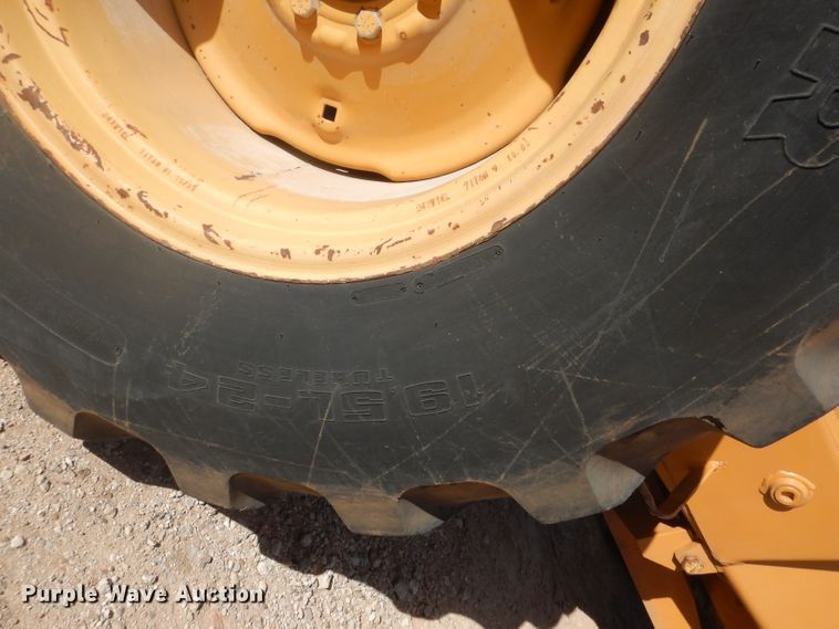 image for item HC9002 1997 Case 586E forklift