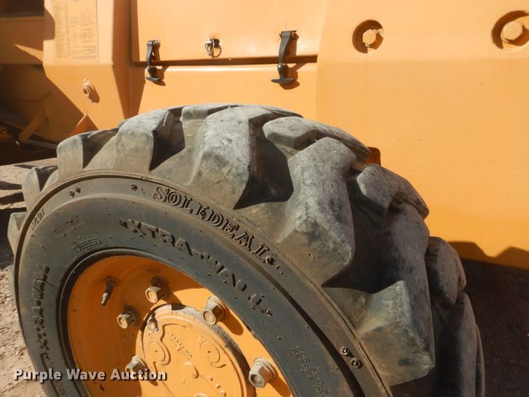 image for item HC9002 1997 Case 586E forklift