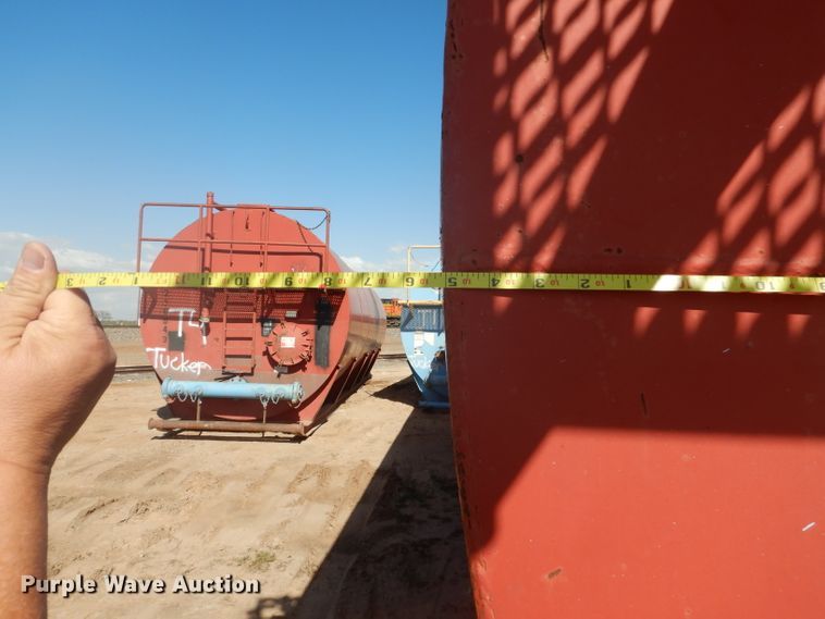 image for item HC9006 2001 storage tank