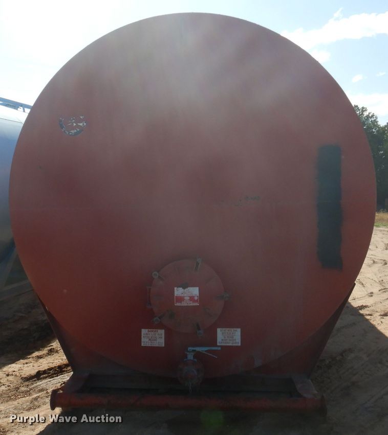 image for item HC9007 2001 storage tank