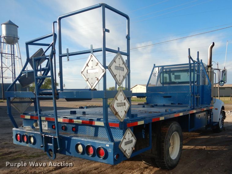 image for item HC9009 2005 Peterbilt PB335 flatbed truck