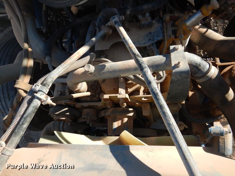 image for item HC9009 2005 Peterbilt PB335 flatbed truck