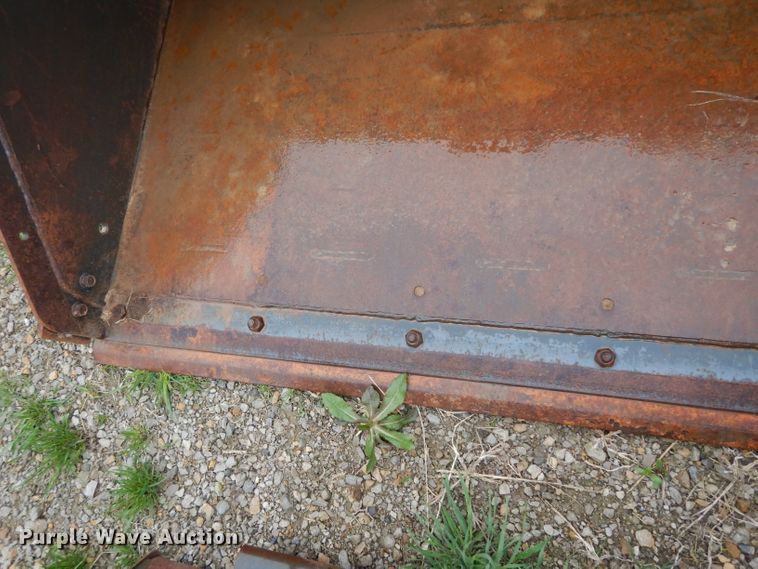 image for item HT9015 Bobcat 68-HD-C/I skid steer bucket