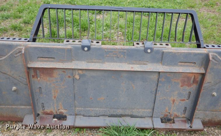 image for item HT9017 Bobcat 80-HD-C/I skid steer bucket