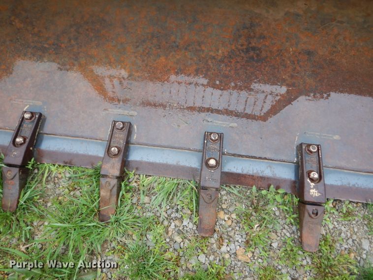 image for item HT9017 Bobcat 80-HD-C/I skid steer bucket