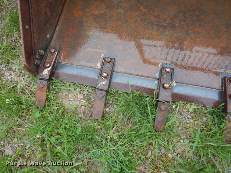 image for item HT9017 Bobcat 80-HD-C/I skid steer bucket