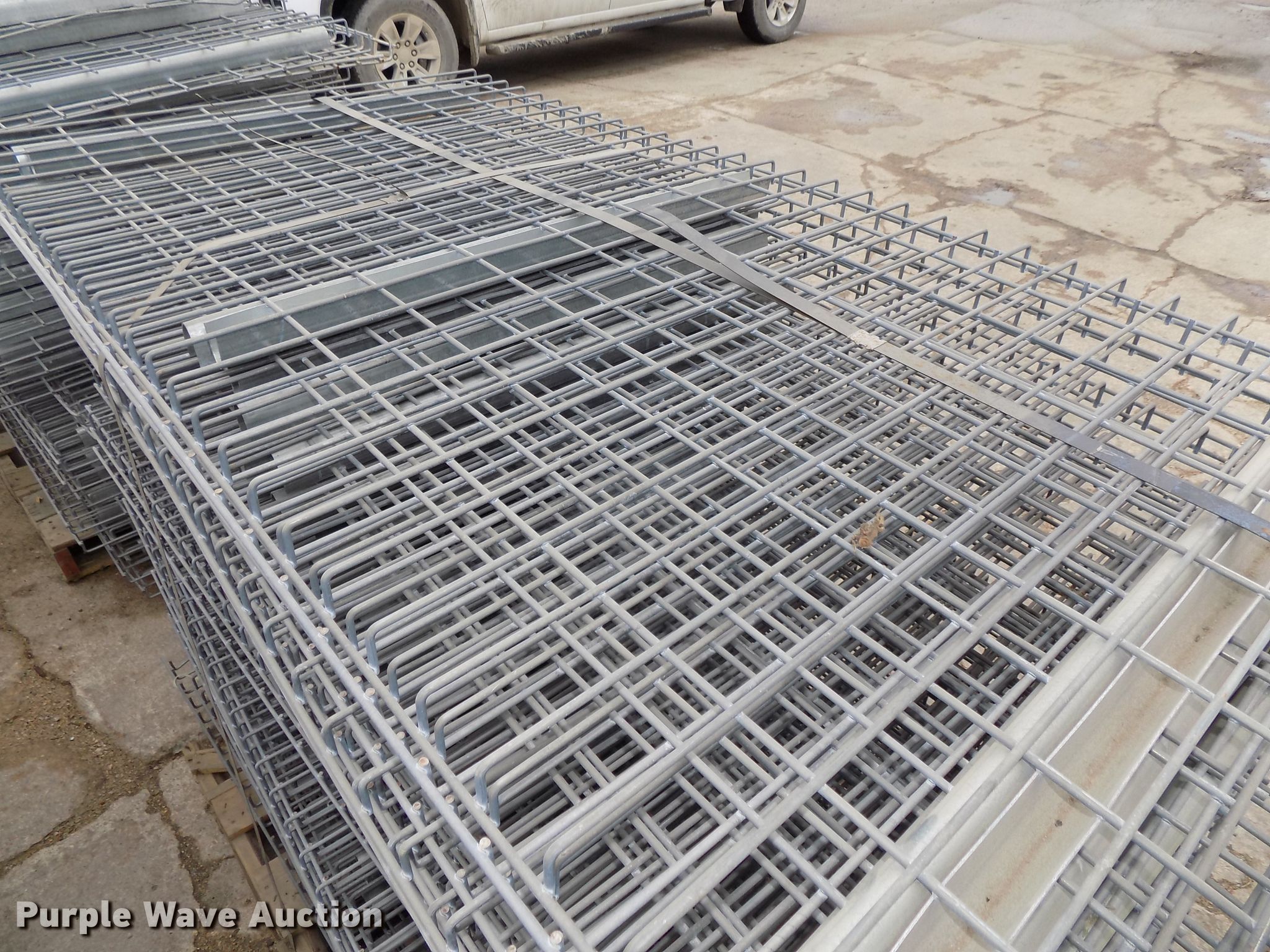 Approximately 150 wire racks in Beatrice, NE | Item DO9391 sold ...