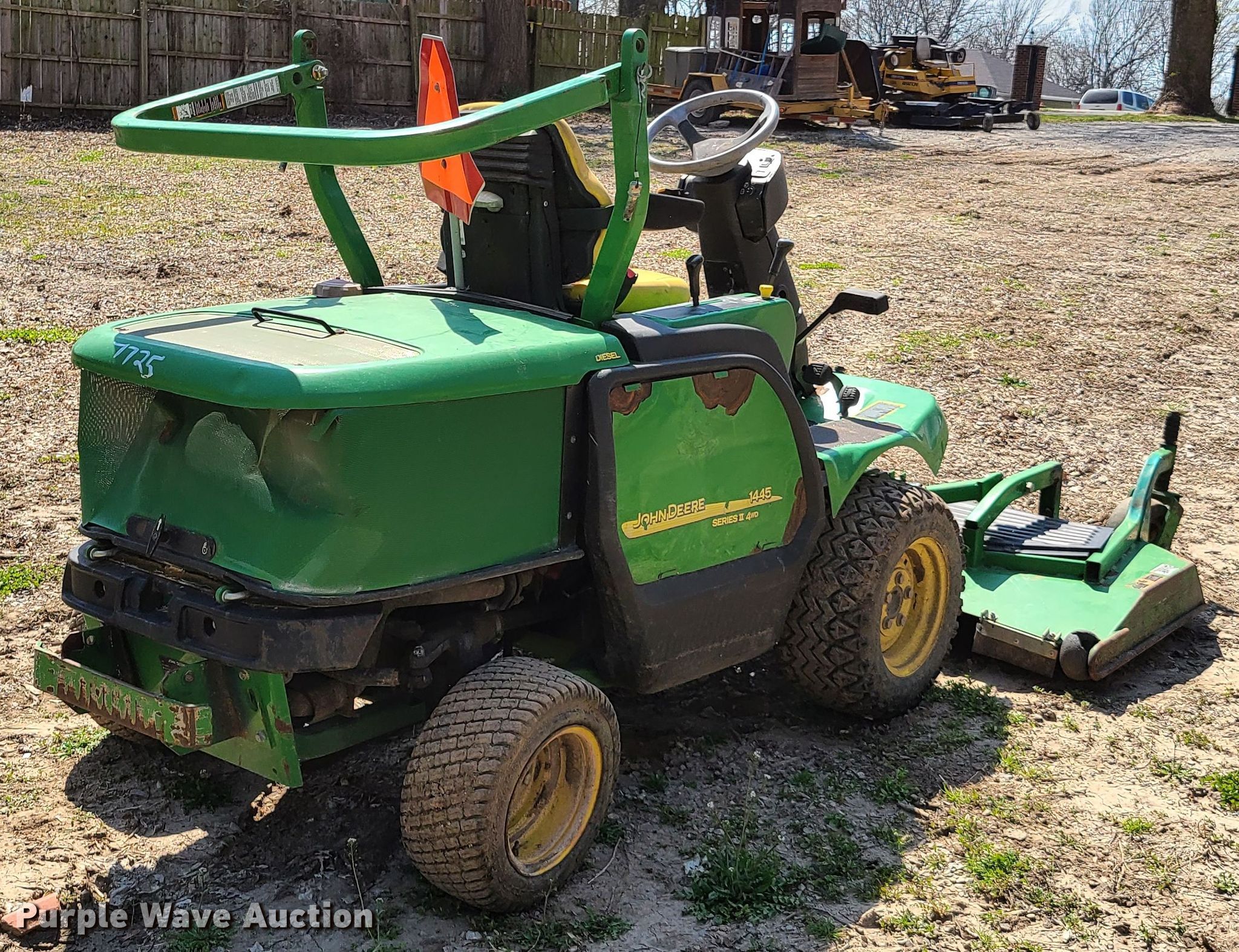 John Deere 1445 Series II lawn mower in Sugar Creek, MO Item EL9804