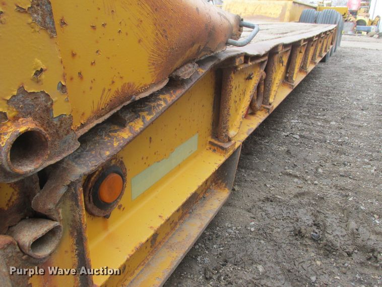 image for item DA8360 1990 Kalyn HRGP-3-50T lowboy equipment trailer