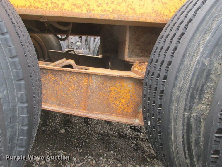 image for item DA8360 1990 Kalyn HRGP-3-50T lowboy equipment trailer