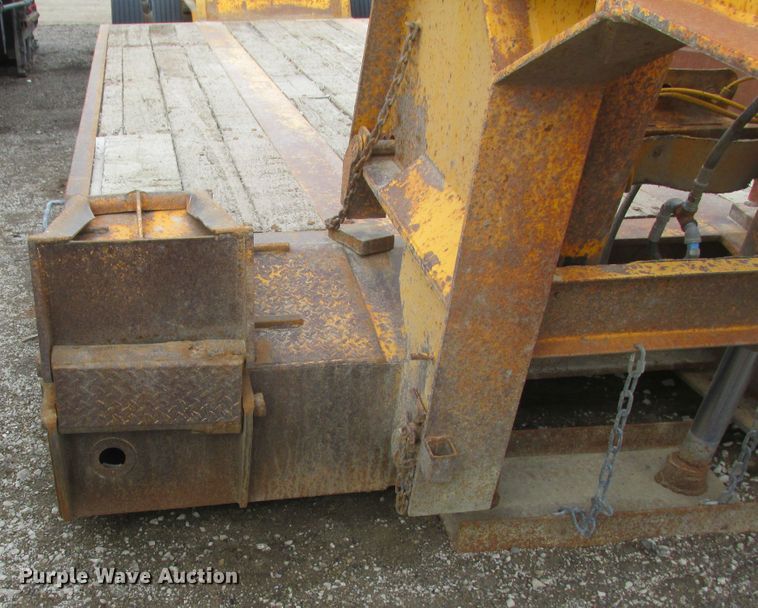 image for item DA8360 1990 Kalyn HRGP-3-50T lowboy equipment trailer