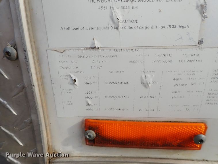 image for item DC3261 2009 Continental foam spray trailer