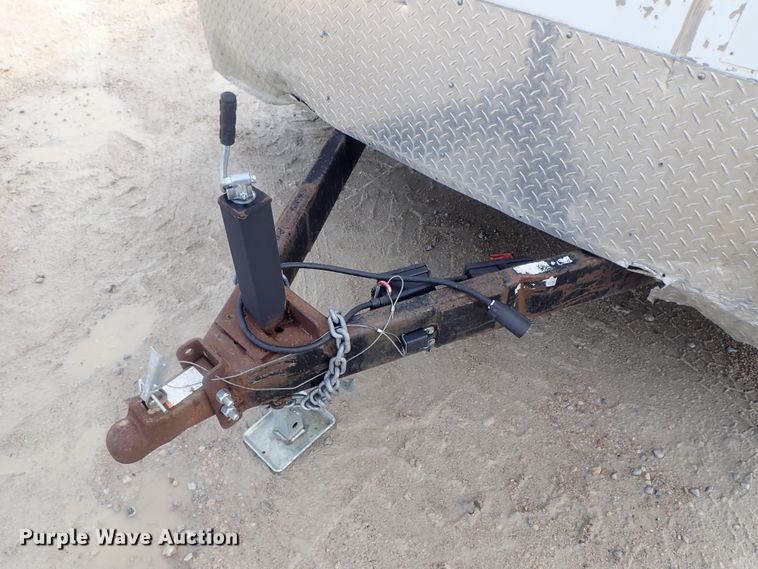 image for item DC3261 2009 Continental foam spray trailer