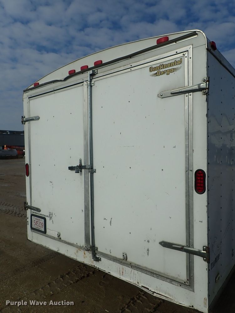 image for item DC3261 2009 Continental foam spray trailer