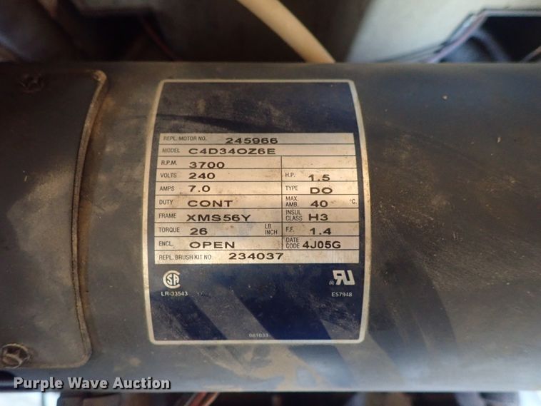 image for item DC3261 2009 Continental foam spray trailer